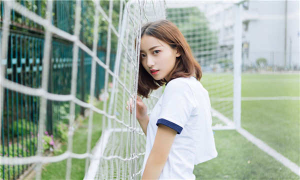 湖里标题：揭开正规试管助孕费用，帮您实现代怀生子的梦想